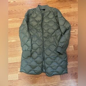 Eddie Bauer Olive Green Puffer Jacket- Down 650 - Medium - Lightweight
